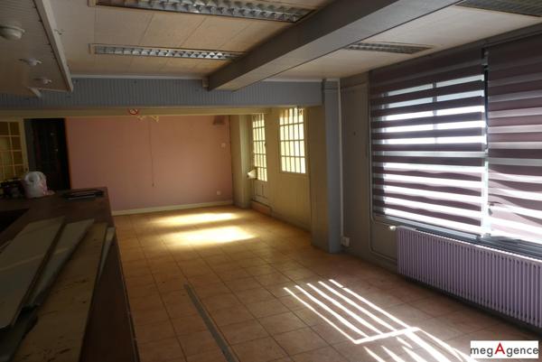 Immeuble à GAMACHES, 80220 - 195m²