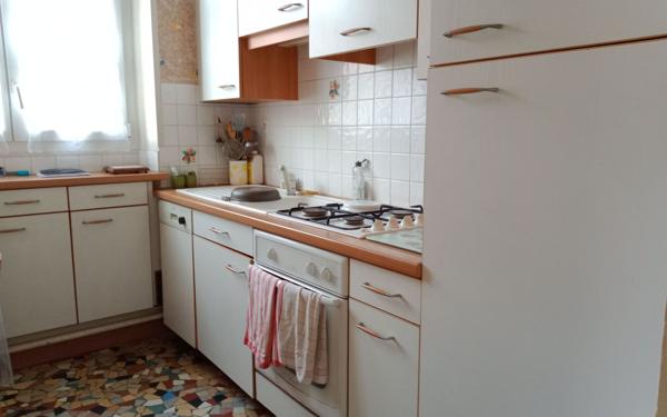 Appartement à vendre    4 pièces • 70,54 m2 Dijon