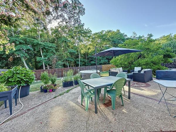 Au calme et proche de toutes commodités et gare