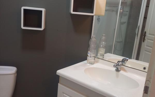 Appartement à louer    2 pièces • 45 m2 Saint-Sardos