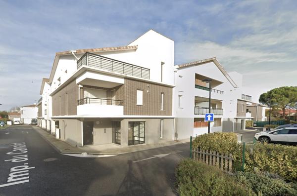 Appartement
         3 pièces
        - 48 m² Exclusivité 123 000 € *