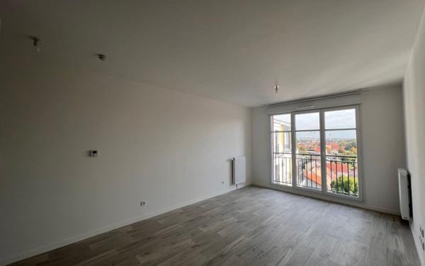 Appartement à louer    3 pièces •  Le Blanc-Mesnil