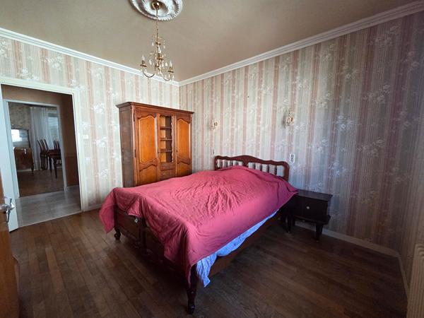 Maison Apremont - Maison de deux chambres + bureau avec sous-sol total