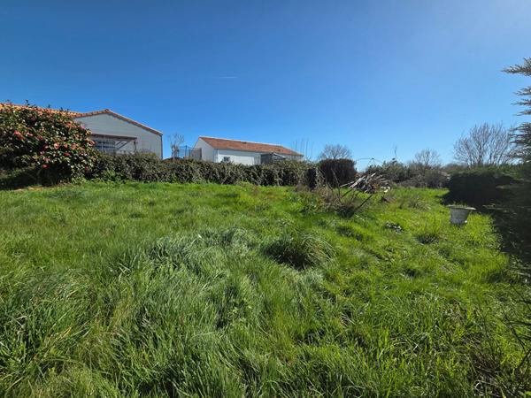 Maison Apremont - Maison de deux chambres + bureau avec sous-sol total