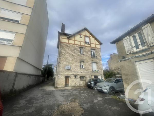 Immeuble à vendre  200 m2 VILLEMOMBLE - 93