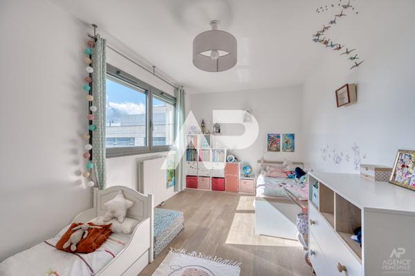 Appartement Rueil Malmaison 3 pièce(s) 85.83 m2 €550 000 ** - Référence 19327