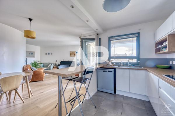 Appartement Rueil Malmaison 3 pièce(s) 85.83 m2 €550 000 ** - Référence 19327