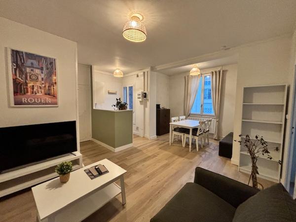 Rouen (76000) Appartement T2 42 m2 meublé avec place de parking