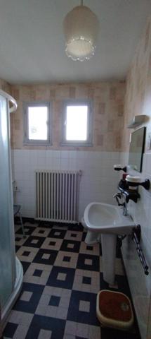 Maison plein pied + dépendances