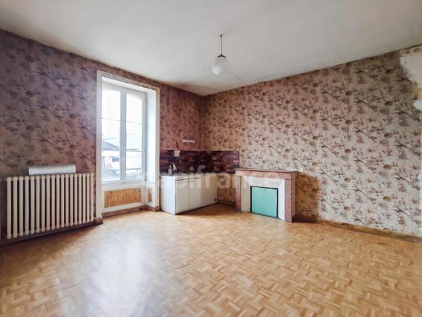 Maison Bourgeoise à rénover – Centre-ville de Janzé