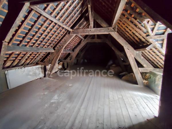 Maison Bourgeoise à rénover – Centre-ville de Janzé