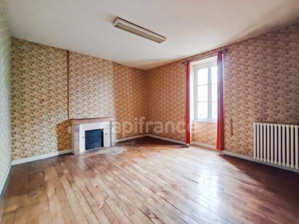 Maison Bourgeoise à rénover – Centre-ville de Janzé