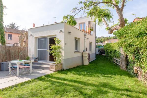 Belle maison contemporaine entièrement rénovée