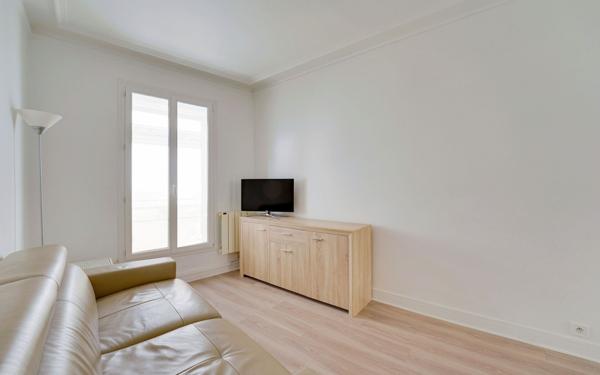 Appartement à vendre    2 pièces • 37 m2 Paris 14