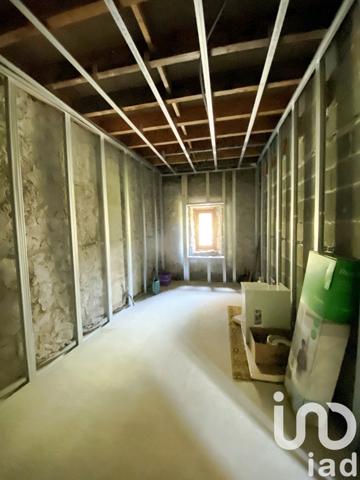 Maison à vendre 2 pièces 146 m² Maussac