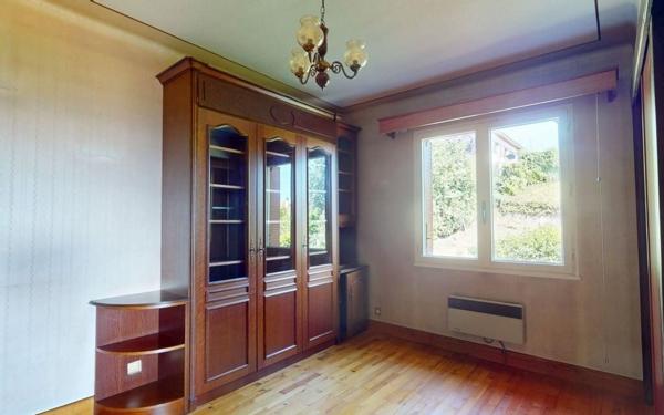 Maison à vendre    5 pièces • 104 m2 Trévoux