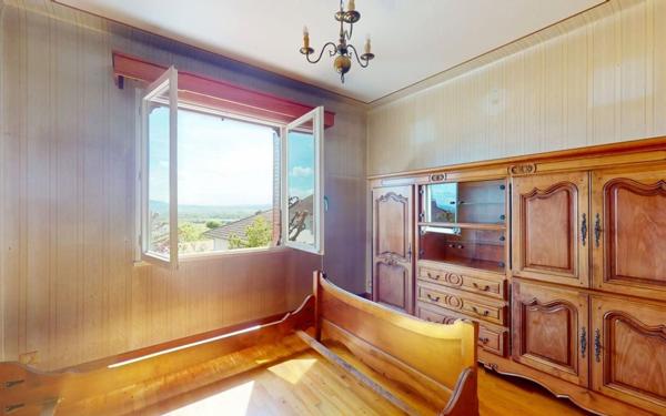 Maison à vendre    5 pièces • 104 m2 Trévoux