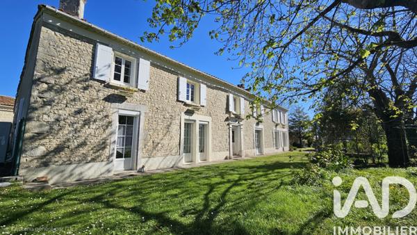 Maison à vendre 10 pièces 290 m² Champniers