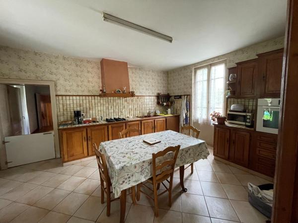 Ferme T4 avec des dépendances