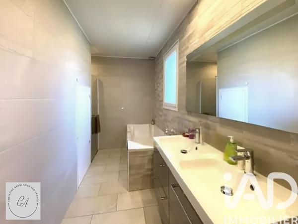 Maison à vendre 8 pièces 260 m² Pau