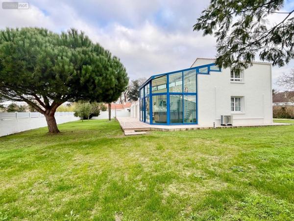 Maison individuelle à vendre à Challans en Vendée (85300), ref : 998/M/2333-85092