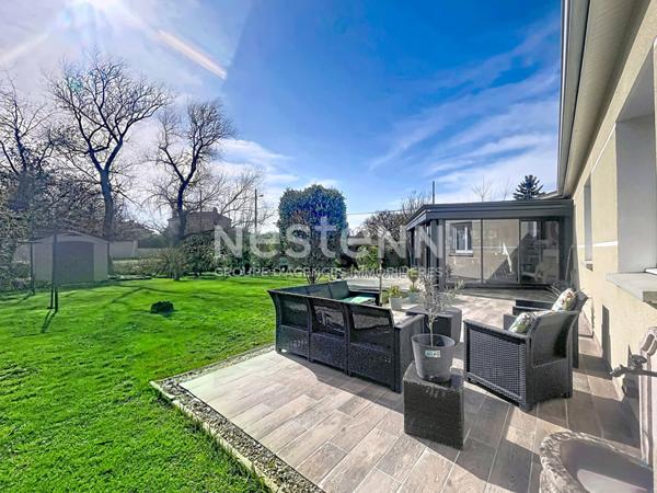 Maison familiale avec dépendance à Sadirac