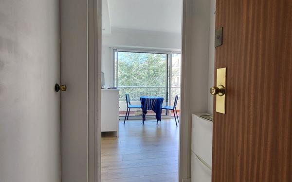 Appartement à vendre    1 pièce • 26,04 m2 Biarritz