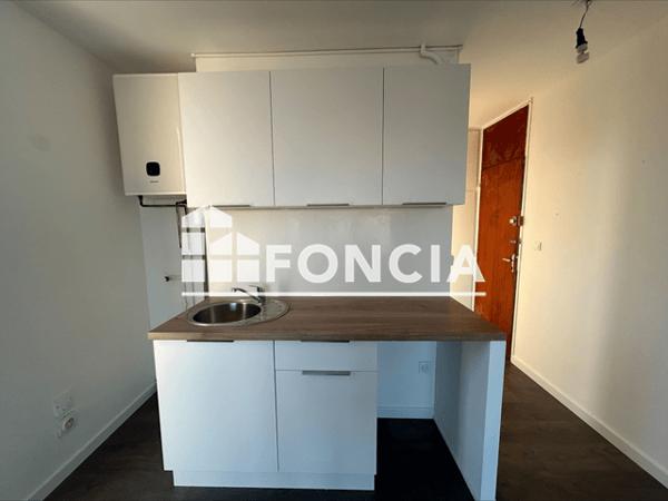 Location Studio 27.9 m² - RUE DU RELAIS Pessac 33600