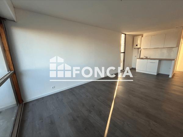 Location Studio 27.9 m² - RUE DU RELAIS Pessac 33600