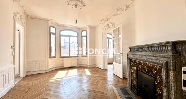 Location Appartement 4 pièces 97.74 m² - Saint-étienne 42000