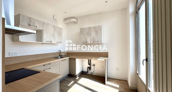 Location Appartement 4 pièces 97.74 m² - Saint-étienne 42000