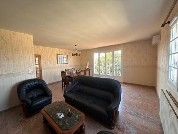 Montady – Maison familiale sur plus de 1 000 m² de terrain
