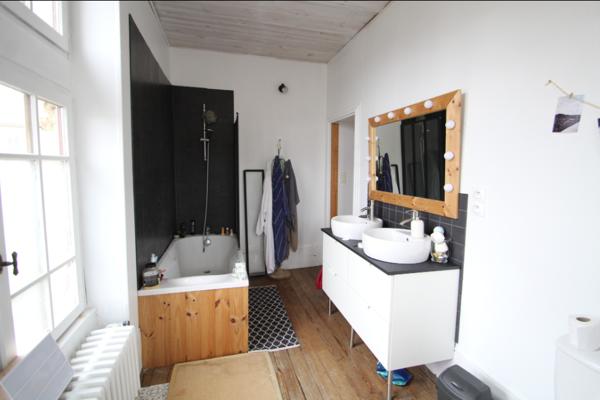 Bourbon-Lancy (71140) Propriété XIXe Centre ville A Vendre