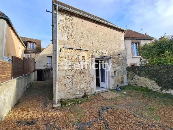 Maison
         4 pièces
        - 71 m² Exclusivité 122 500 € *