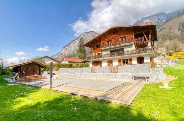 Chalet 6 chambres avec piscine