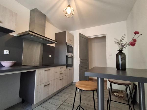 BEDARIEUX centre ville Appartement spacieux au 2ème étage