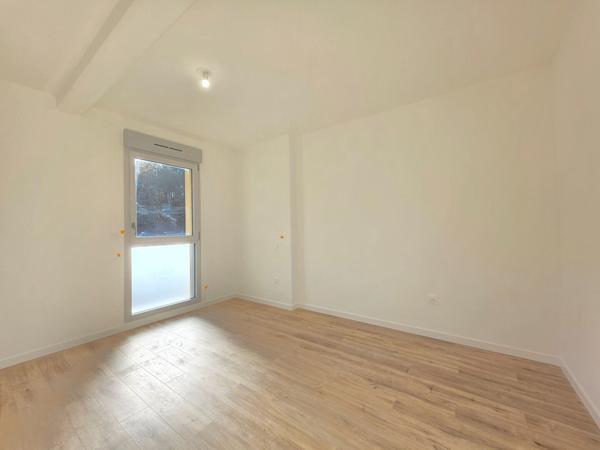 Appartement Vielle Saint Girons 3 pièce(s) 63.18m2