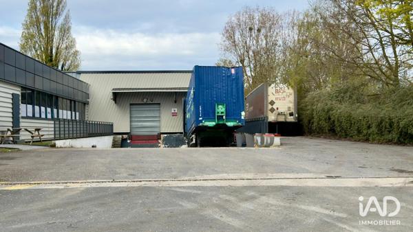 Location local d’activité 790 m² Les Ulis