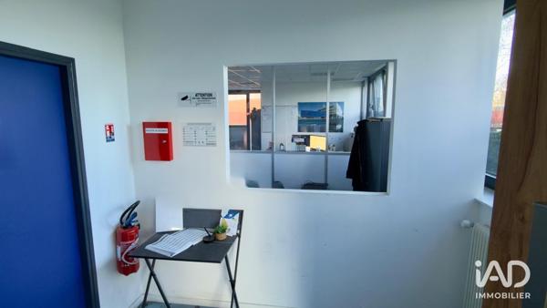 Location local d’activité 790 m² Les Ulis