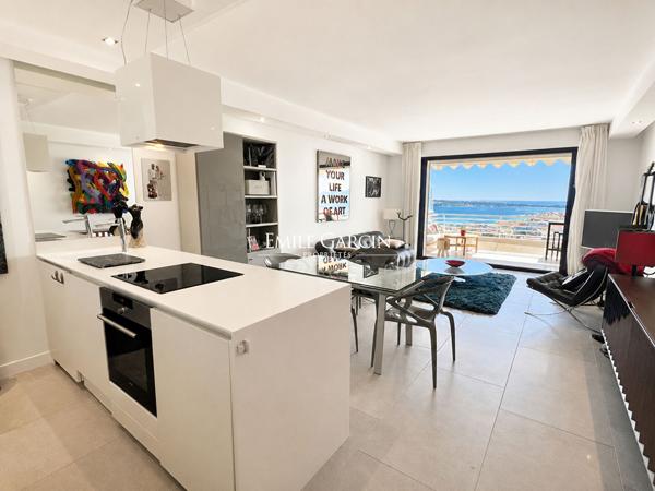 A vendre Côte d'Azur, Cannes basse Californie, appartement vue mer panoramique