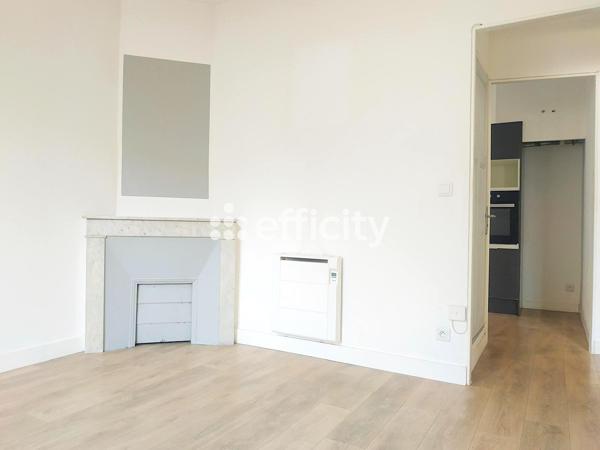 Appartement
         2 pièces
        - 37 m² 160 000 € *