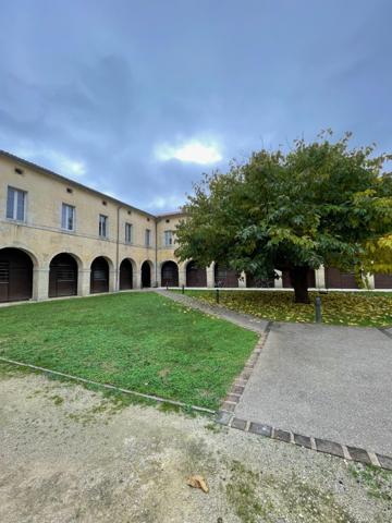 Location à l’année appartement 2 pièces, 67.57 m², Le Château d’Oléron