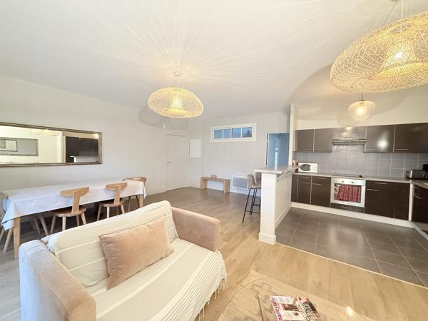 Location à l’année appartement 2 pièces, 67.57 m², Le Château d’Oléron