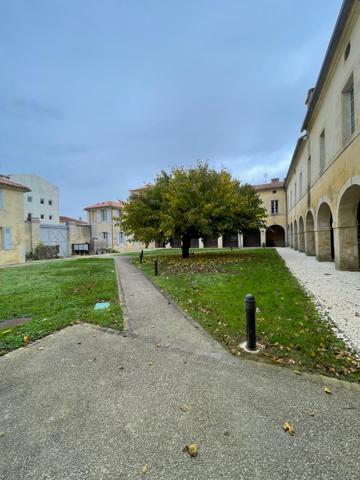 Location à l’année appartement 2 pièces, 67.57 m², Le Château d’Oléron