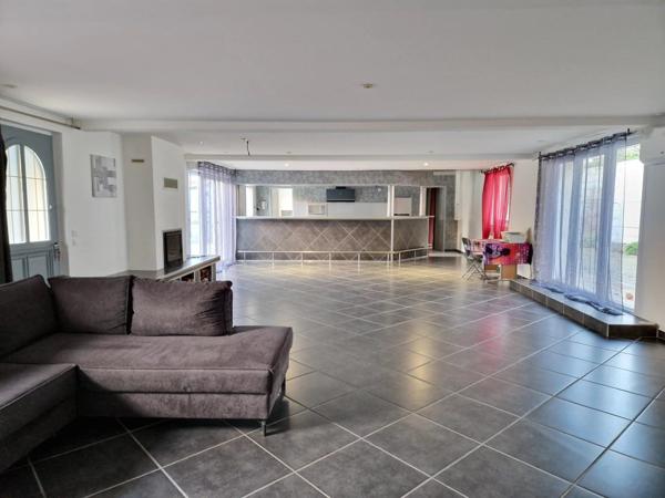 Vente Maison 7 pièces 214 m2 à Saint-Vincent-de-Paul