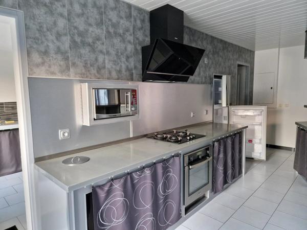 Vente Maison 7 pièces 214 m2 à Saint-Vincent-de-Paul