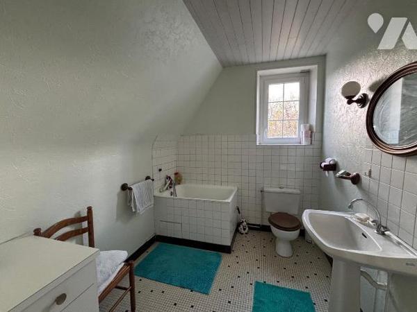 Exclusivité Milizac-Guipronvel, dans le secteur recherché à seulement quelques pas du bourg, ce...