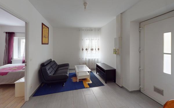 Appartement à louer    2 pièces •  Vaulx-en-Velin