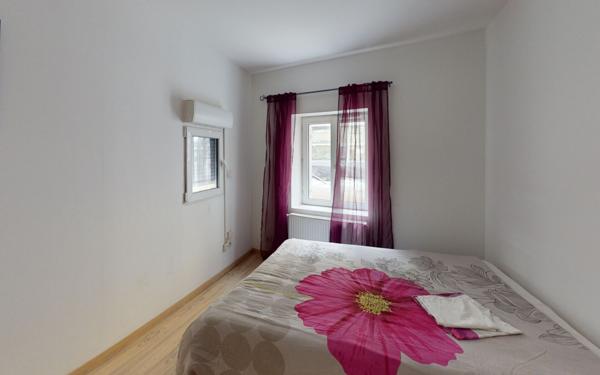 Appartement à louer    2 pièces •  Vaulx-en-Velin