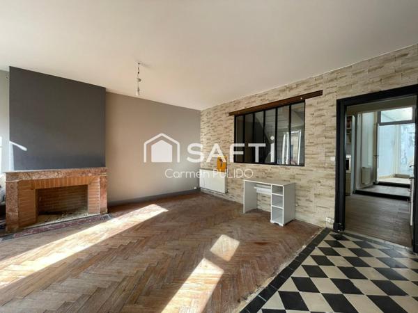 Charmante maison de ville en pierre proche des commerces et d'une gare